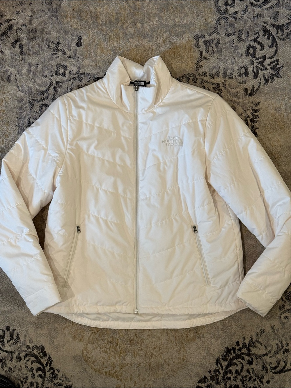NWOT The North Face Off White Puffer Jacket